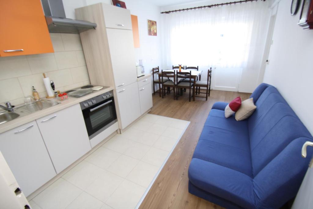 Apartments Tena With Private Parking Pula Habitación foto