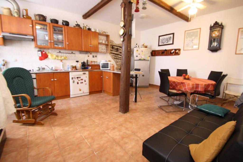 Apartments Tena With Private Parking Pula Habitación foto